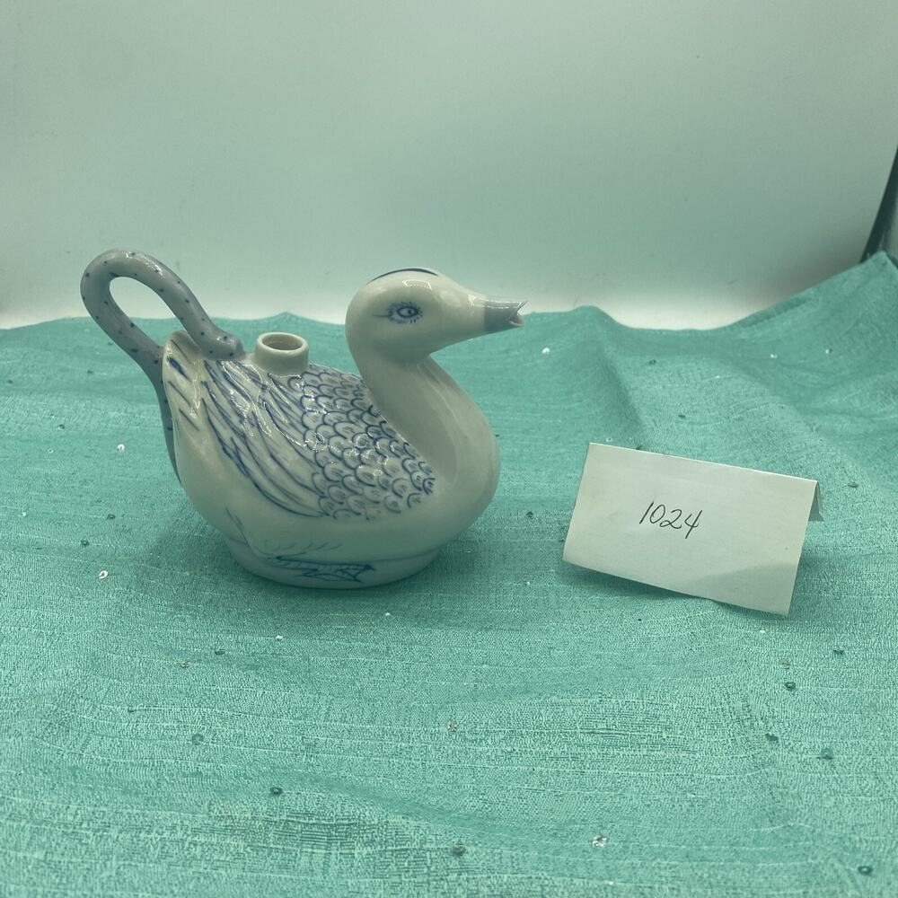 Vintage Chinese Porcelain Blue & White Hand Painted Duck Teapot 4.5” Tall